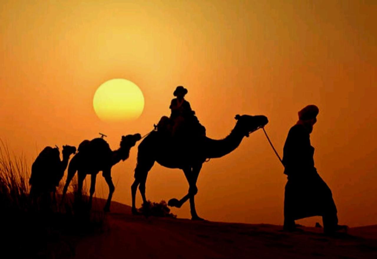 Desert Romantic Camp Merzouga Esterno foto